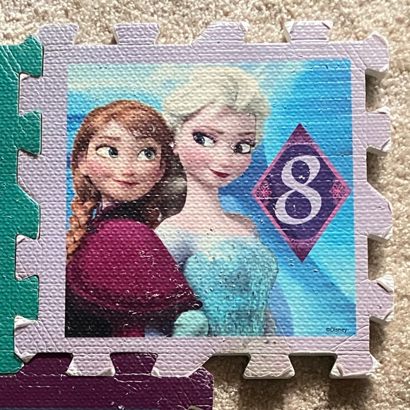 Disney Frozen 8pc Interlocking Foam Floor Mat Hopscotch Activity Play Set & bag - Picture 11 of 15